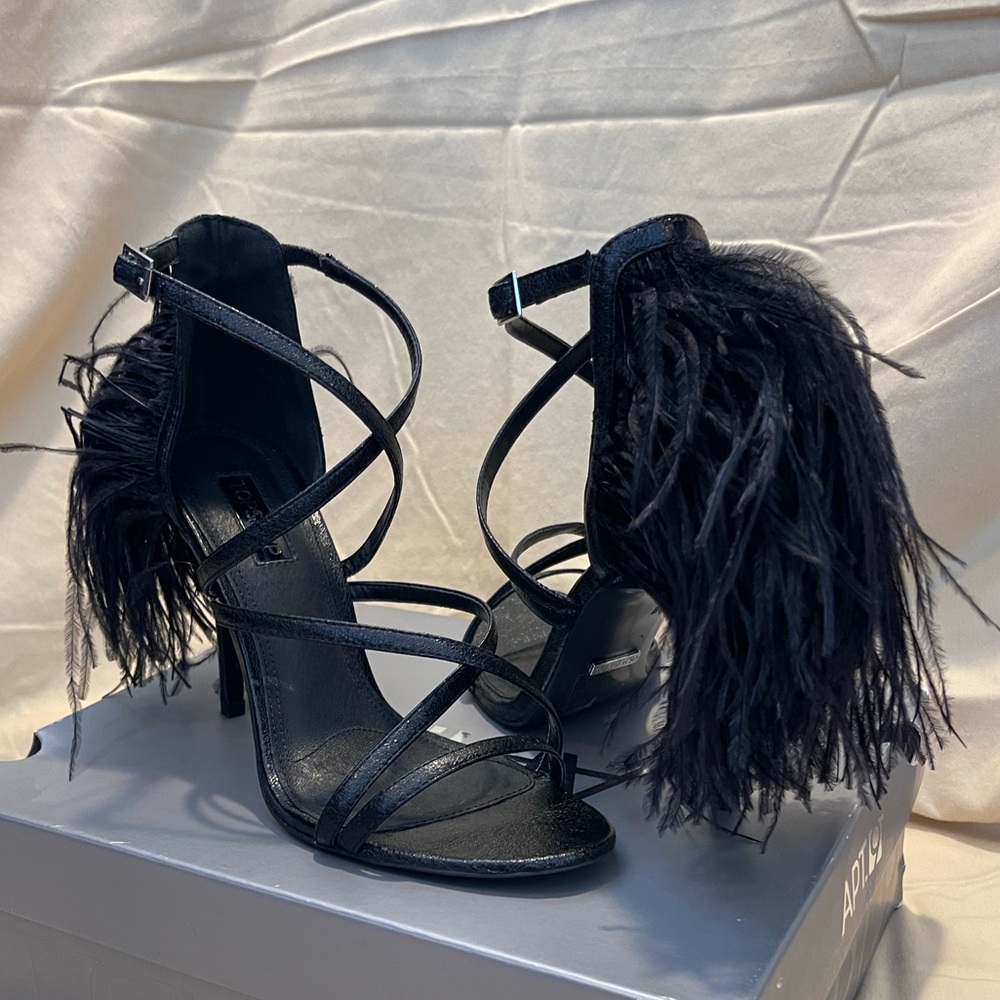 Elegant Black Feathered Women's Heels